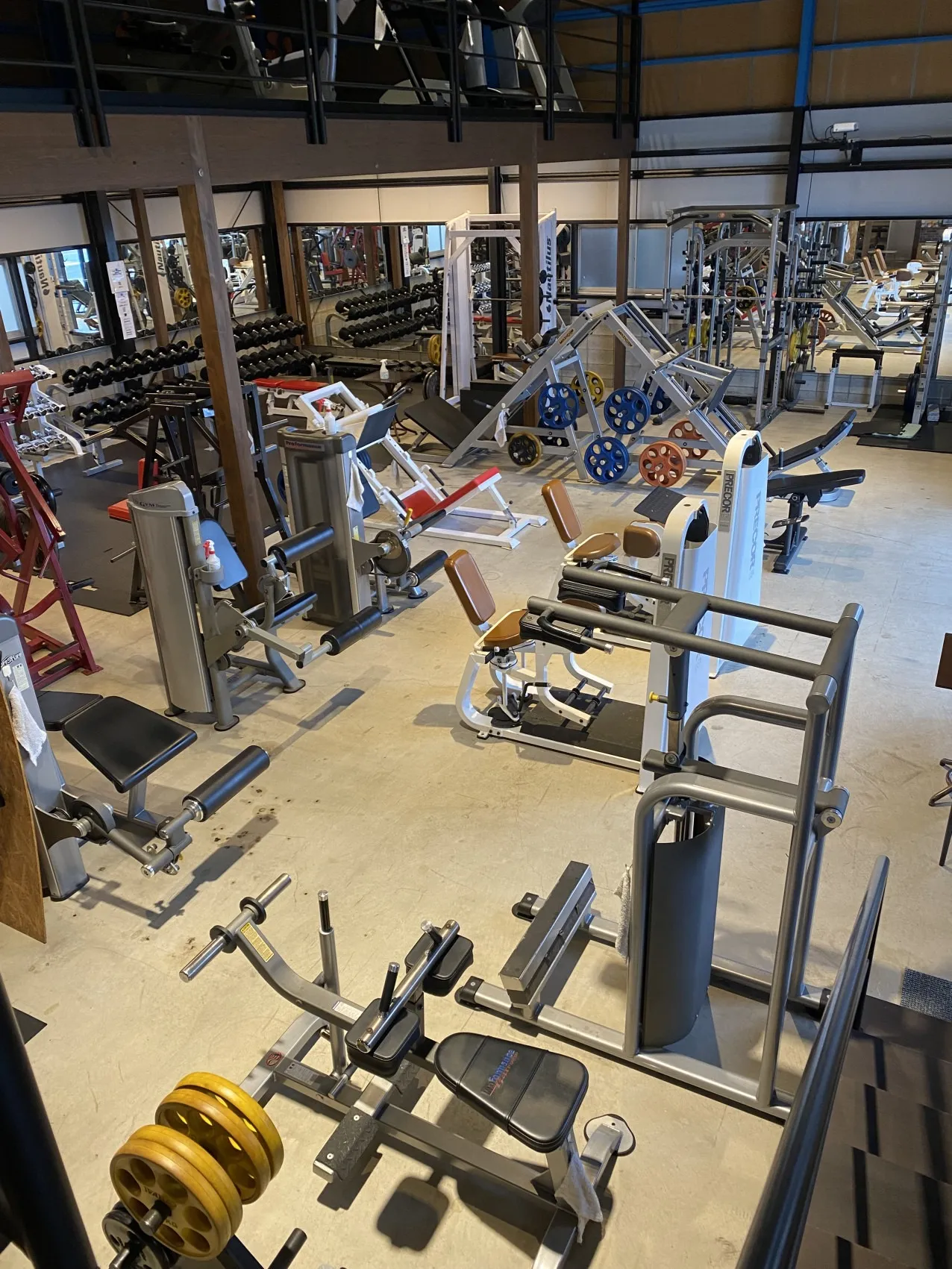 トレーニングマシン